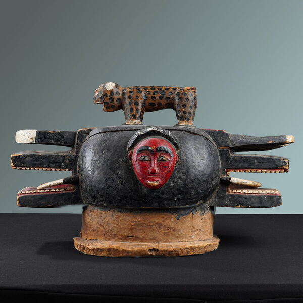Baule Goli Glin Helmet Mask