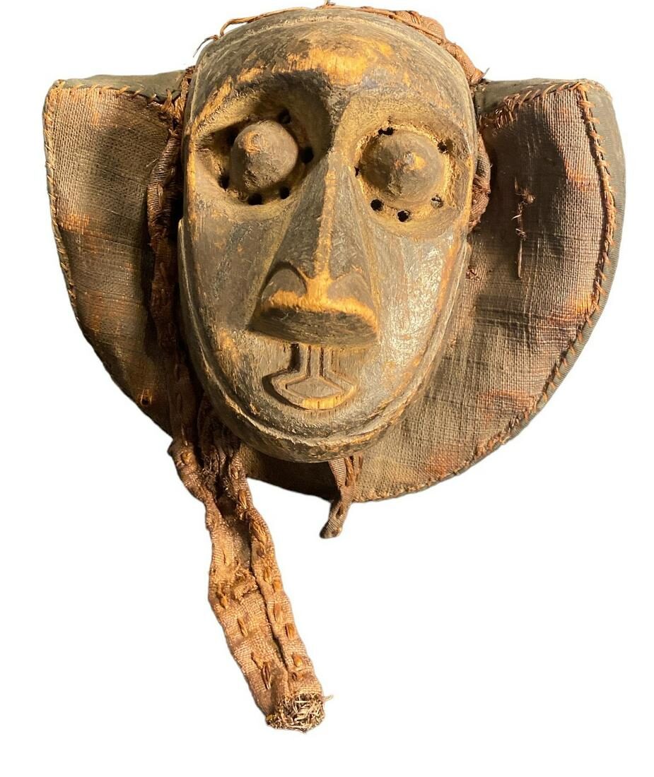 Kuba Style Pwoom Itok Mask