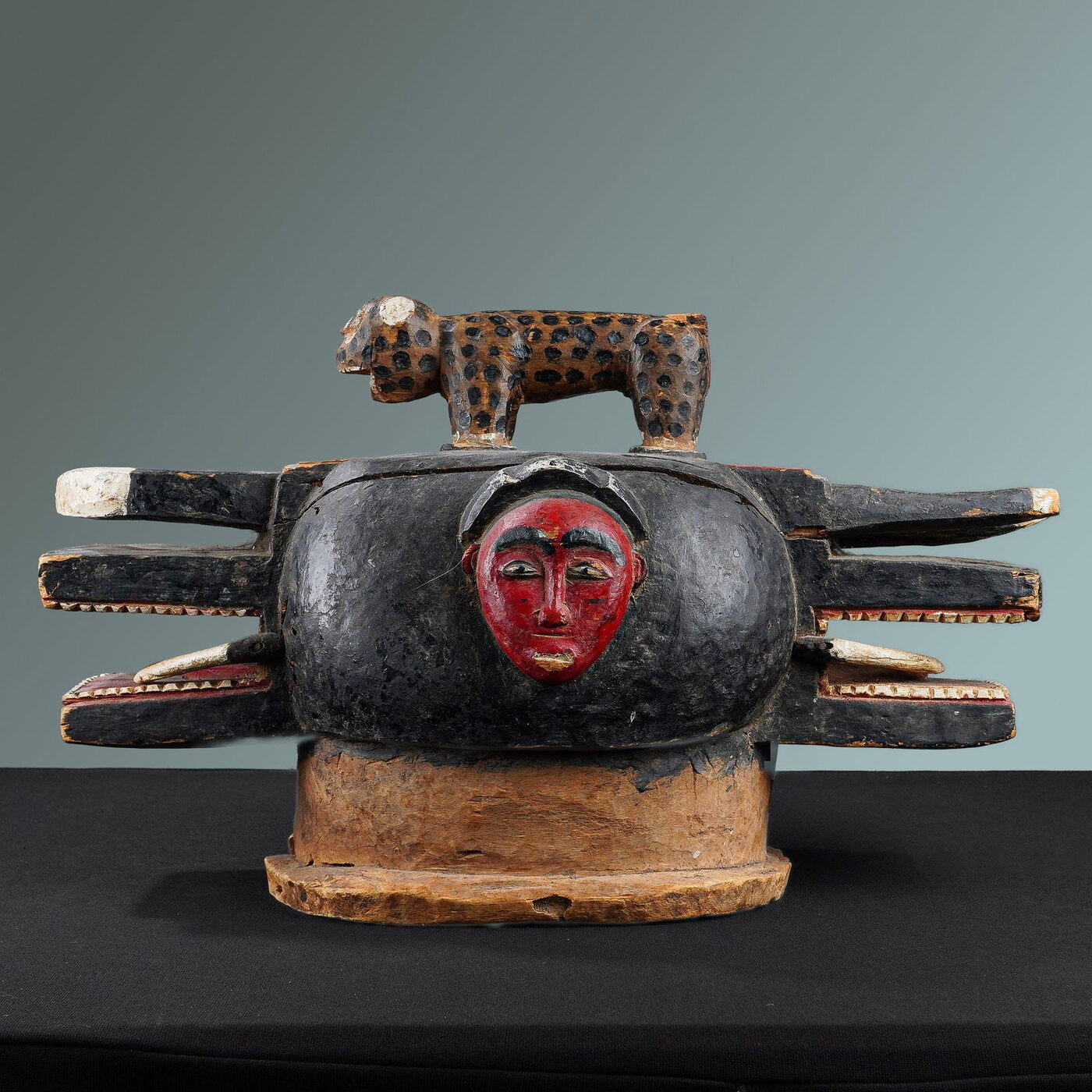 Baule Goli Glin Helmet Mask